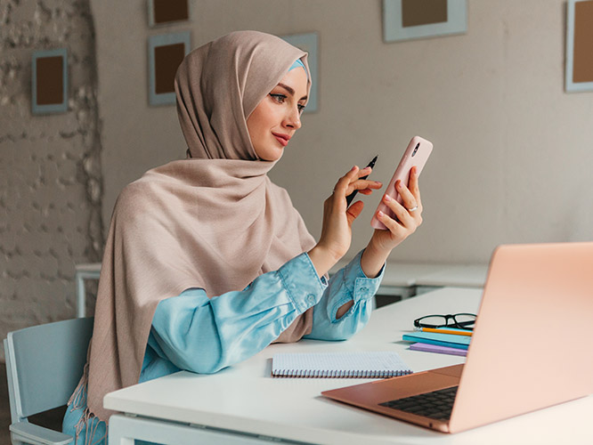 Desktop Image – Alt text *