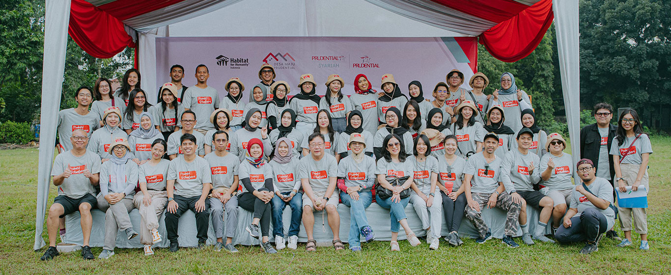 Prudential Syariah dan Prudential Indonesia Merenovasi Sekolah di Desa Gunung Putri untuk Membantu Meningkatkan Kesejahteraan Pendidikan Anak-anak